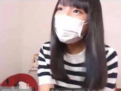 初配信「頑張ってスカート脱ぎます！」はずかしがり屋清楚ドM美少女が初配信！ライブチャット