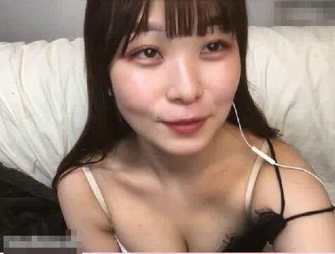 「はずかしい…見えますか？水パイwEからFをグルグルしてますw」セクシーフェロモン淫乱美女！ライブチャット