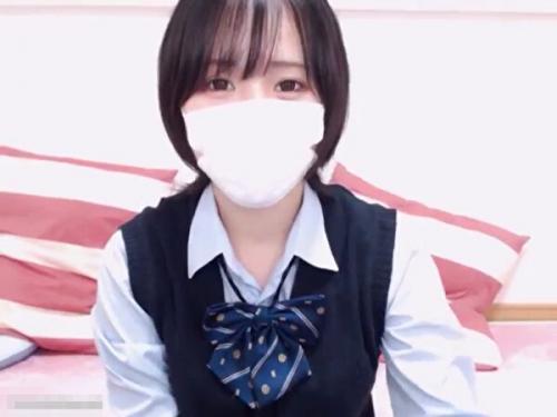 「Hカップありますw一気に成長しちゃってw」紐パンHカップ制服娘【ライブチャット】