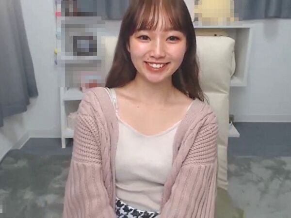 全裸クパァ「お手伝いさせて頂きますw見てるからいっぱい出してぇ！」セクシー淫乱美女！無修正ライブチャット