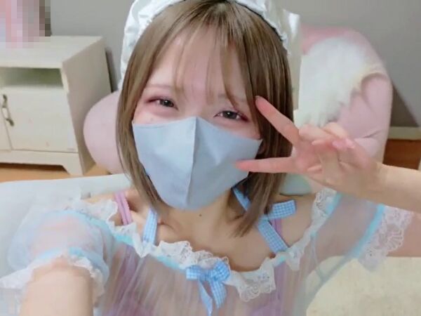 「めっちゃスケスケwナース？メイド？めっちゃ食い込んでるw」ノリノリスケべ美少女！ライブチャット